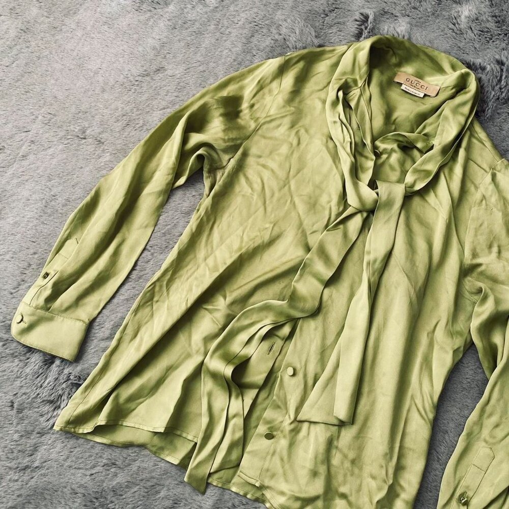GUCCI Green Tie Front Blouse - Picture 3 of 9